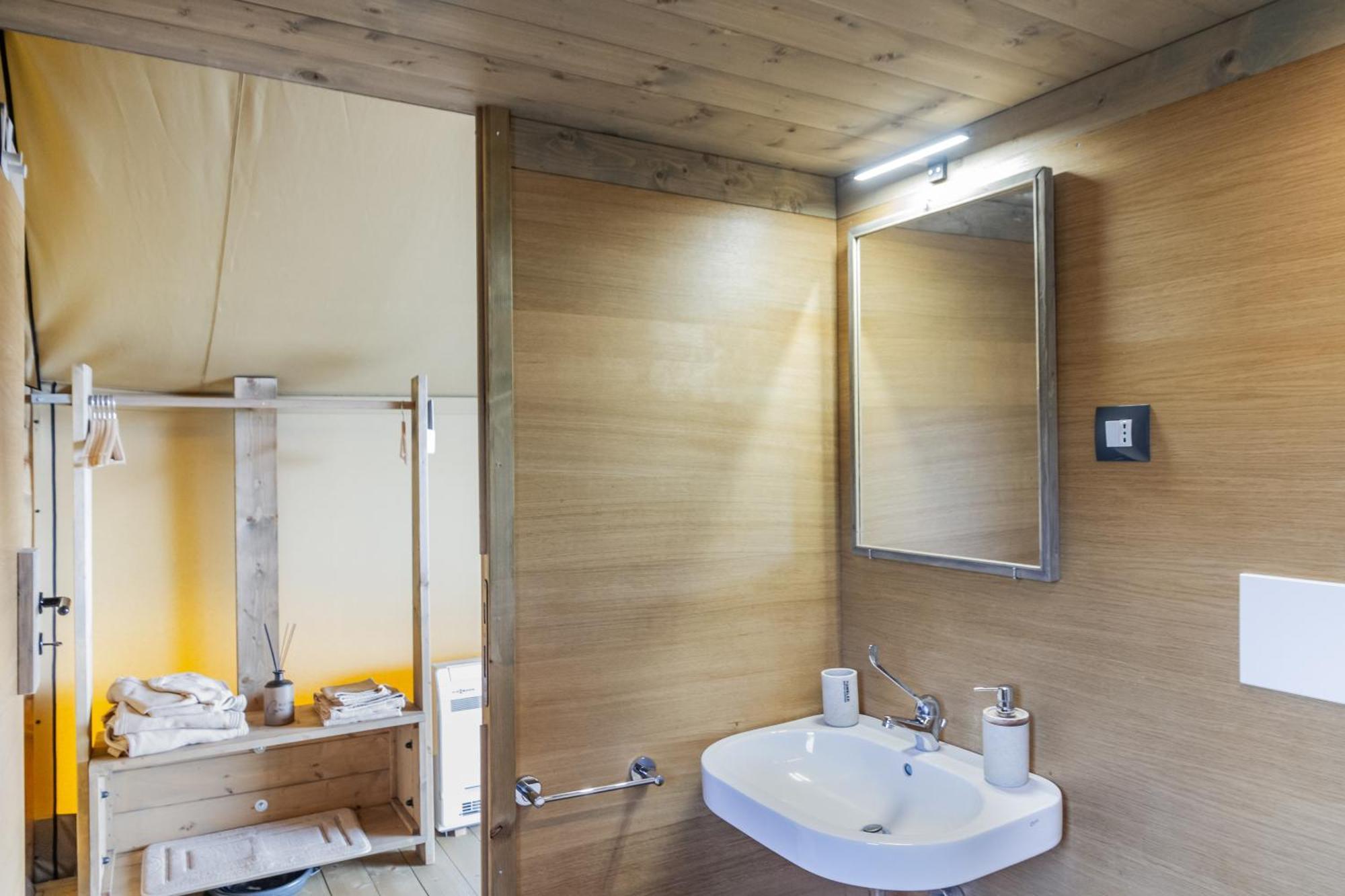 Glamping Grancia Hotel Grosseto Ngoại thất bức ảnh